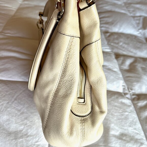Coach Lexy Shoulder Bag – Chalk Pebble Leather Off White - Picture 15 of 15